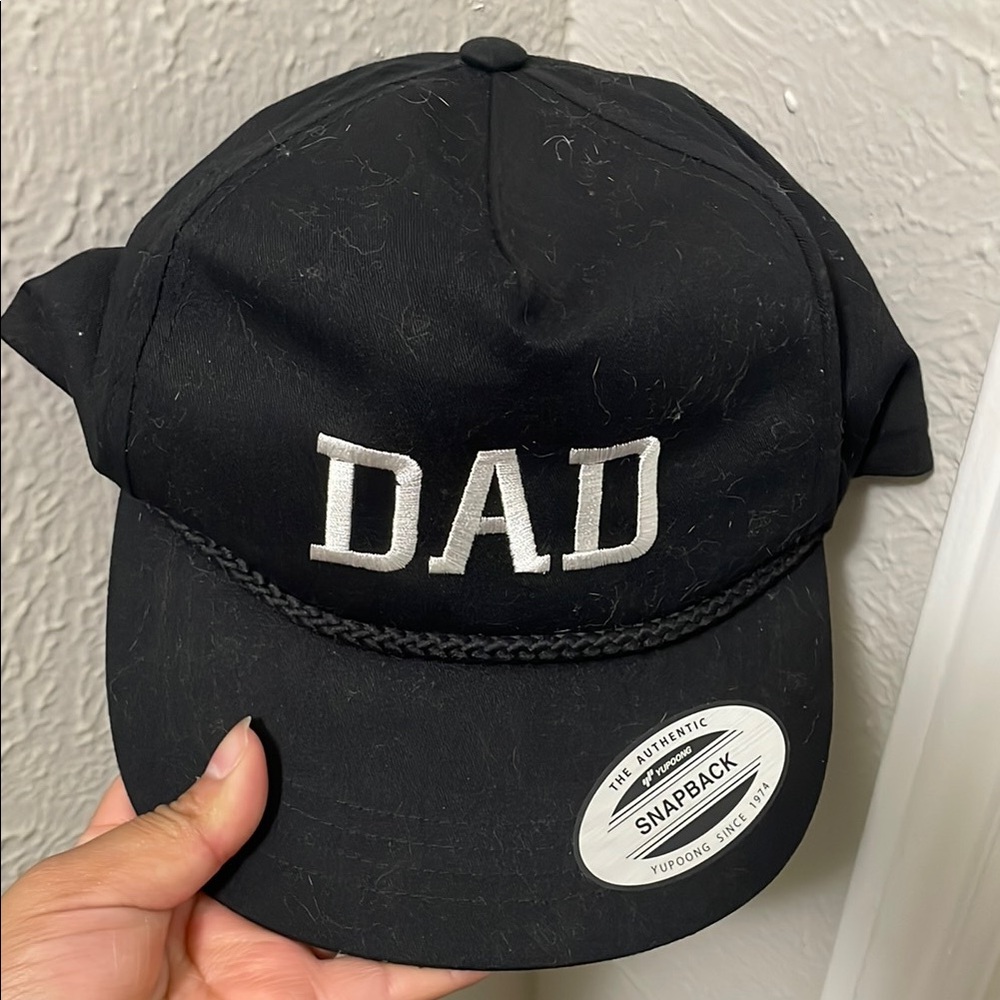 Black 'DAD' Snapback Hat